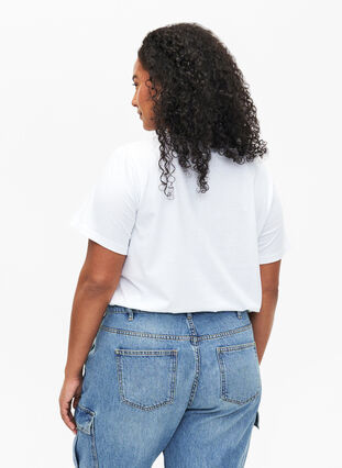 Zizzi T-skjorte i bomull med motiv, B. White w. Face, Model image number 1
