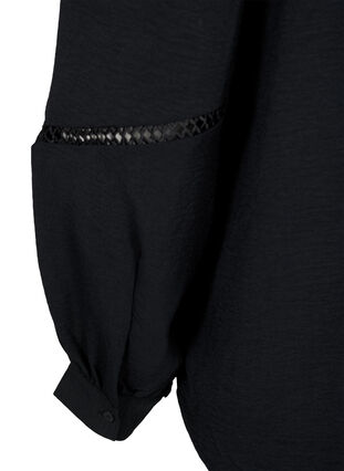 Skjortebluse med heklede detaljer, Black, Packshot image number 4