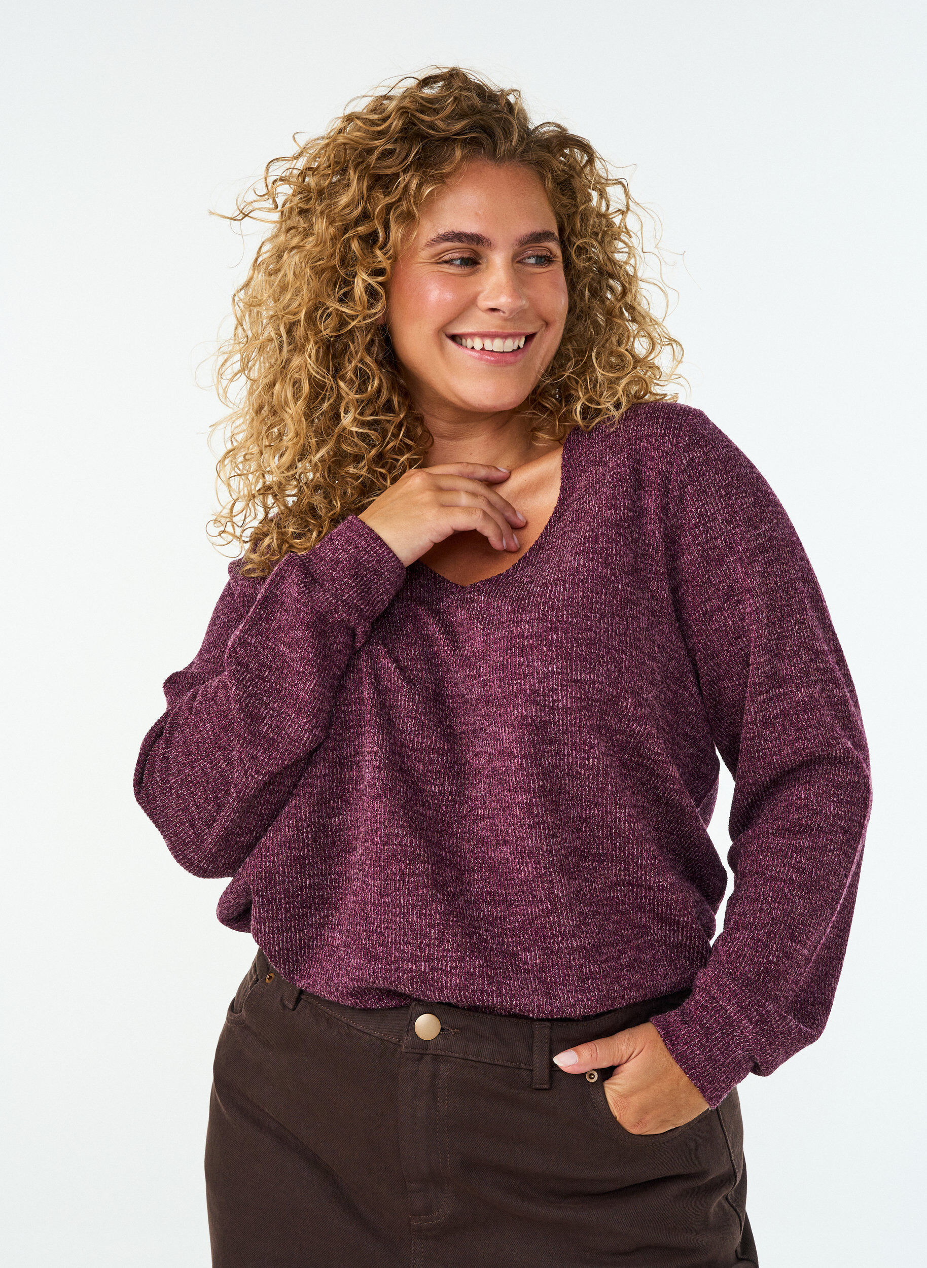 Jerseybluse med V-hals og lange ermer, M&oslash;rk Bordeaux, Model