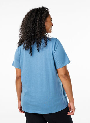 Zizzi FLASH - T-skjorte med knappdetalj, Blå, Model image number 2