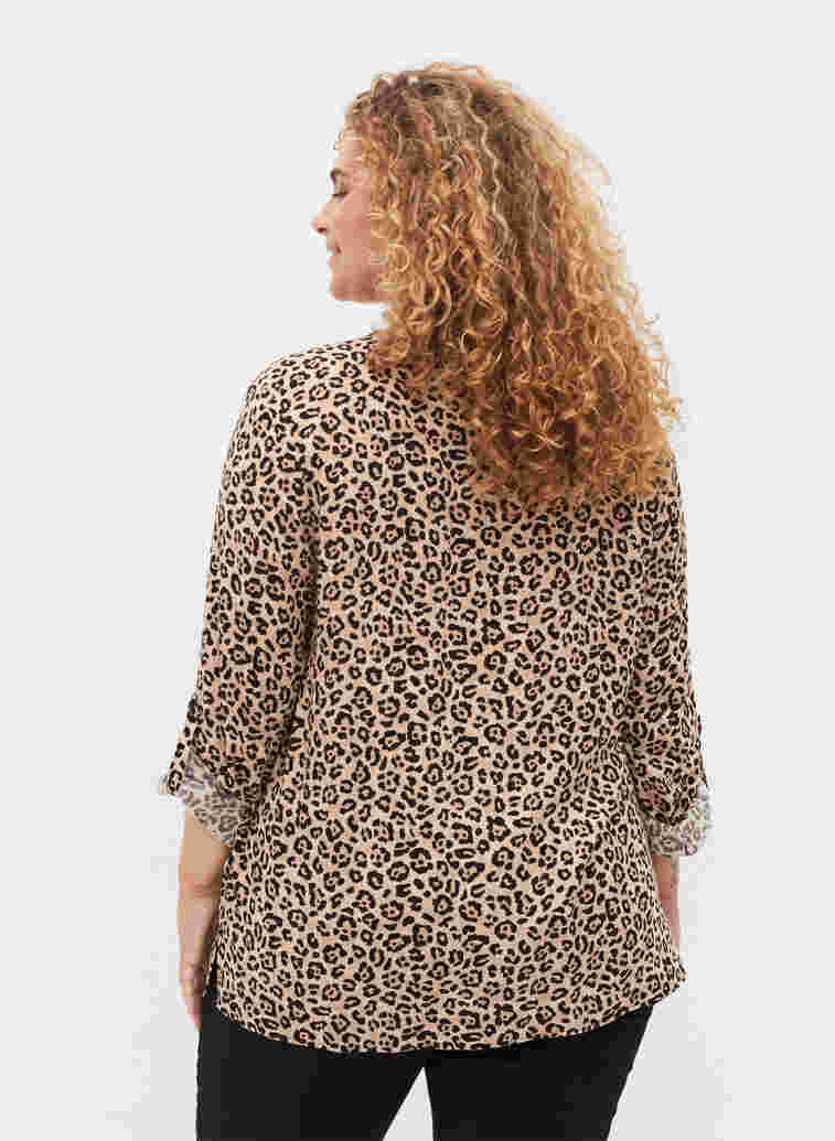 Langermet viskosebluse med leopardmønster, Leo AOP, Model