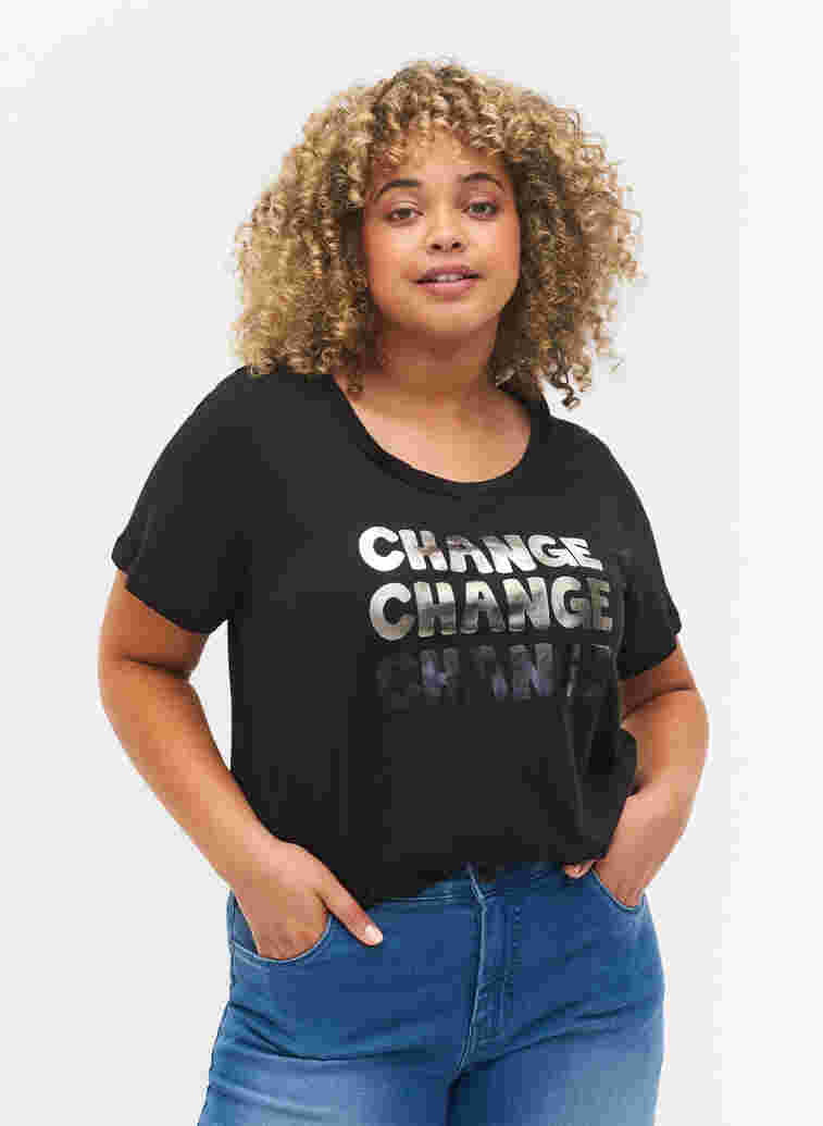 T-skjorte i bomull med korte ermer, Black Change, Model