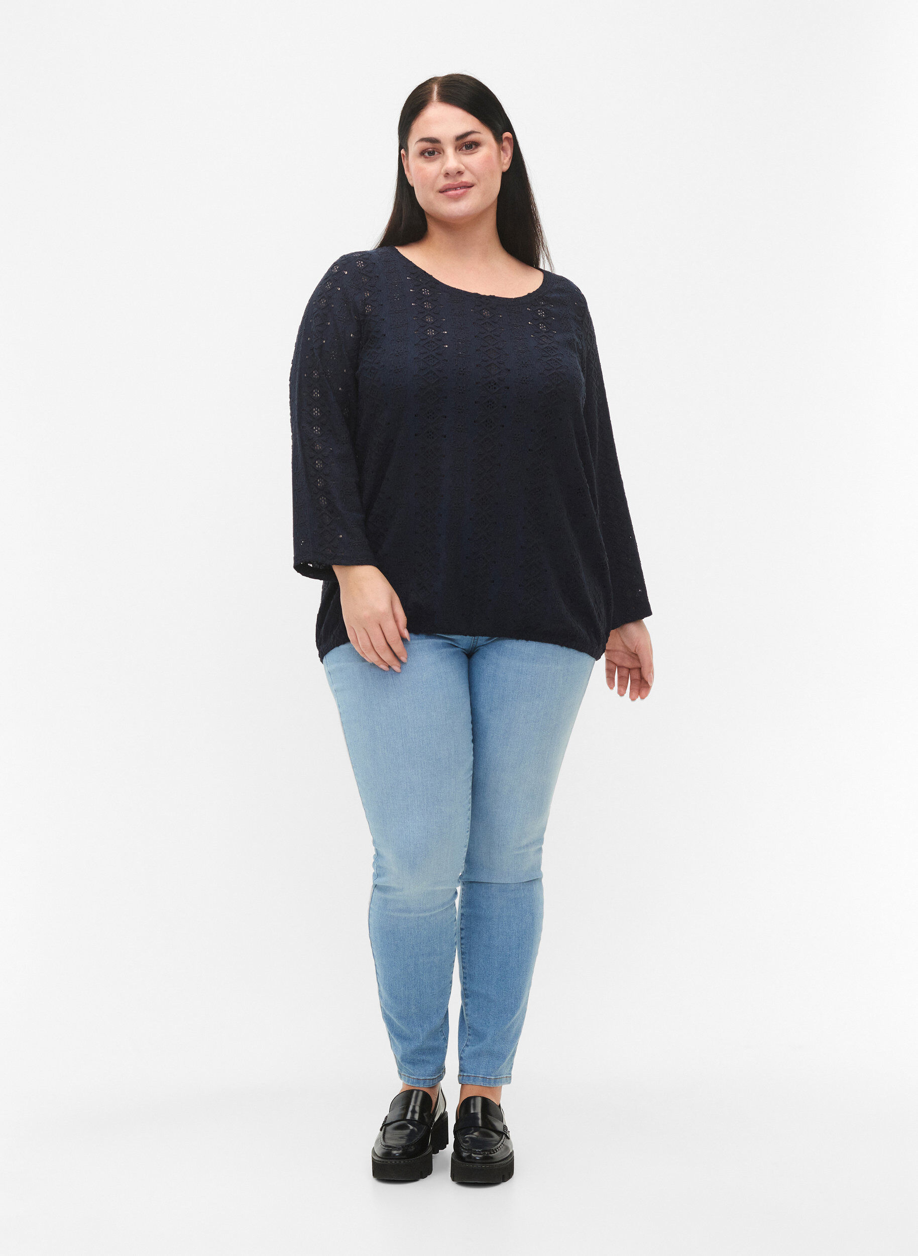 Zizzi Bluse med V-hals og glidel&aring;s, Navy Blazer, Model image number 2