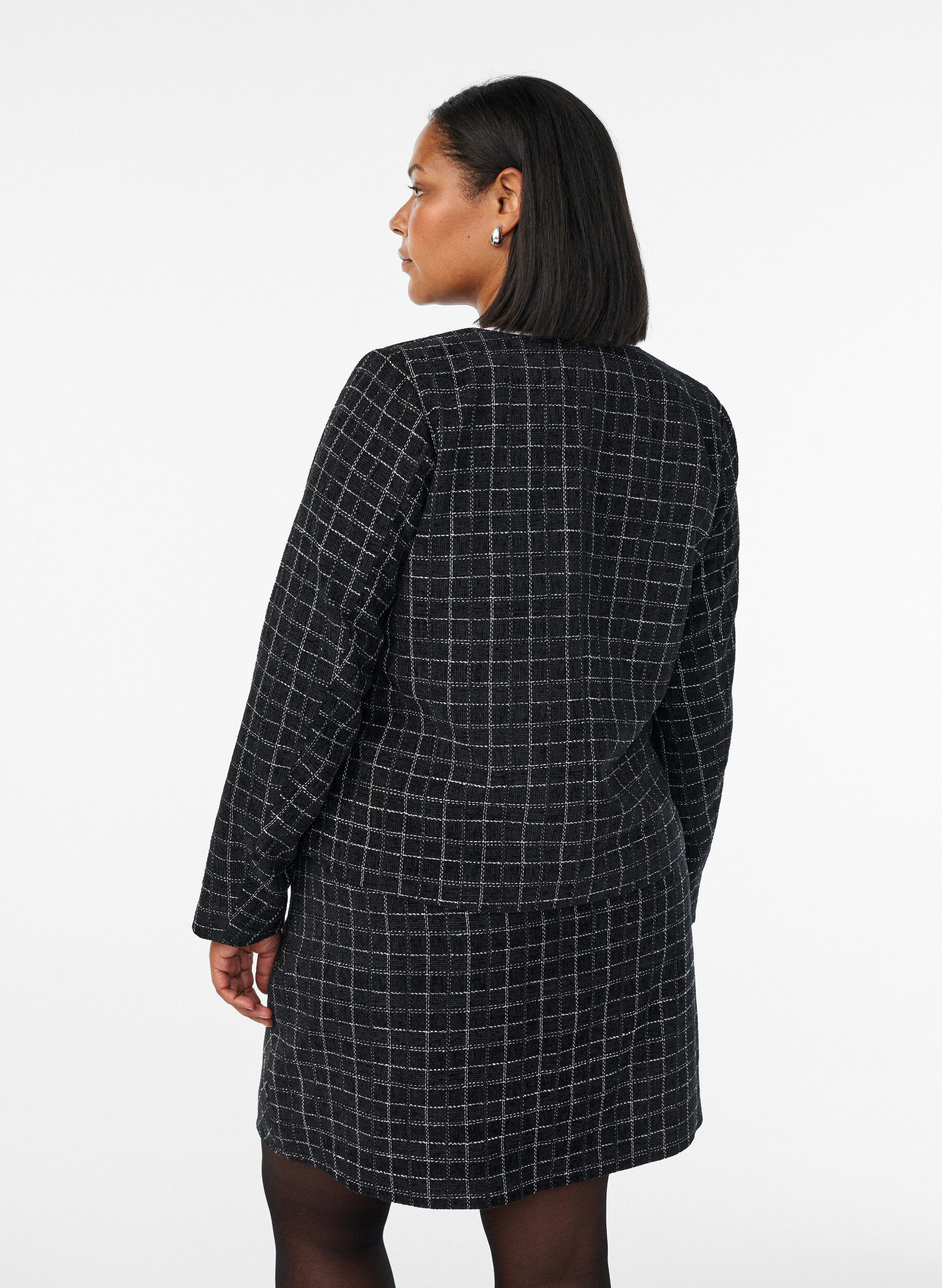 Zizzi Rutete skj&oslash;rt, Svart, Model image number 2