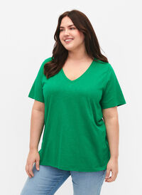 Kortermet basic T-skjorte med V-hals, Jolly Green, Model