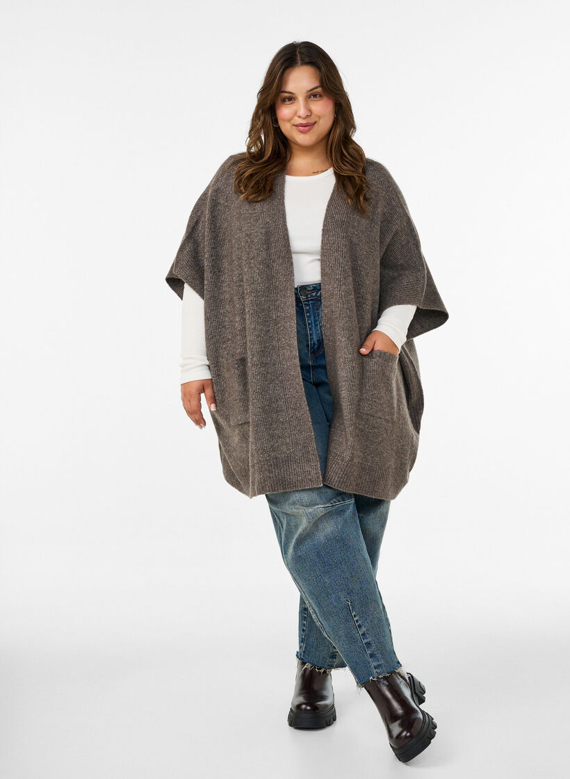 Cardigan med &aring;pen front og vide ermer, Brun, Model image number 1