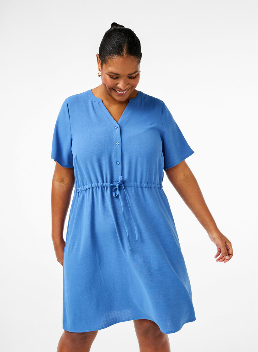 Kortermet kjole med bindebånd i midjen, Riverside, Model image number 0