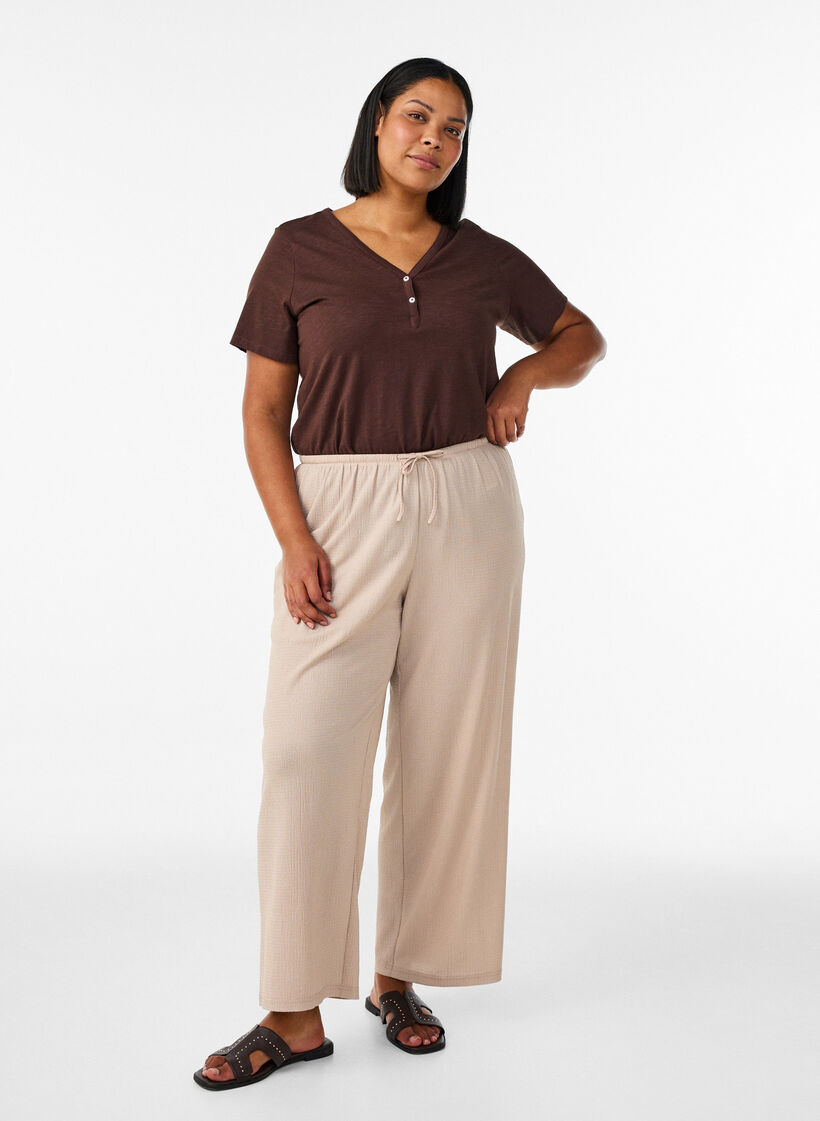 T-skjorte med knappdetalj, Brun, Model image number 1