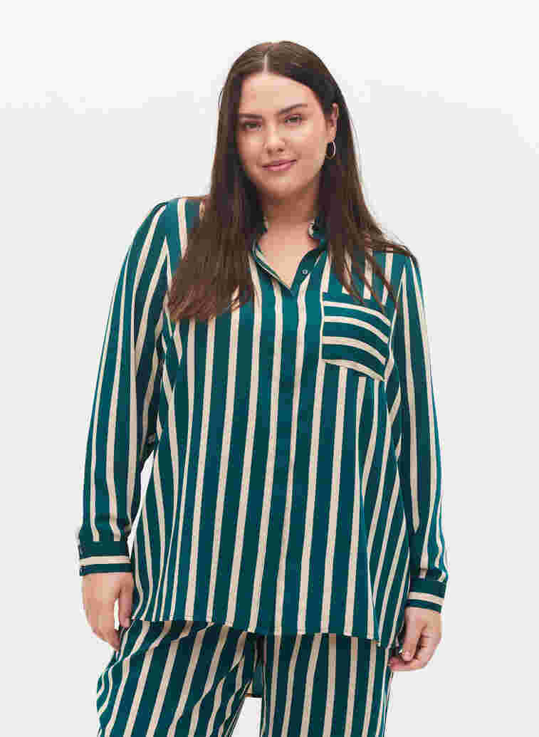Stripete skjorte med lange ermer, Green Stripe, Model