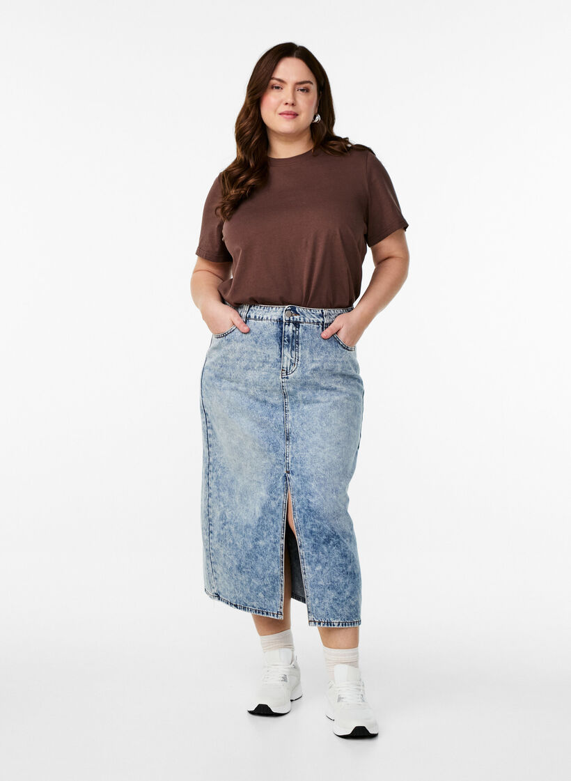 Denim maxiskjørt med splitt foran, Blue Denim washed, Model