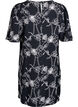 Kort A-formet kjole med brodert m&oslash;nster, Svart, Packshot image number 1