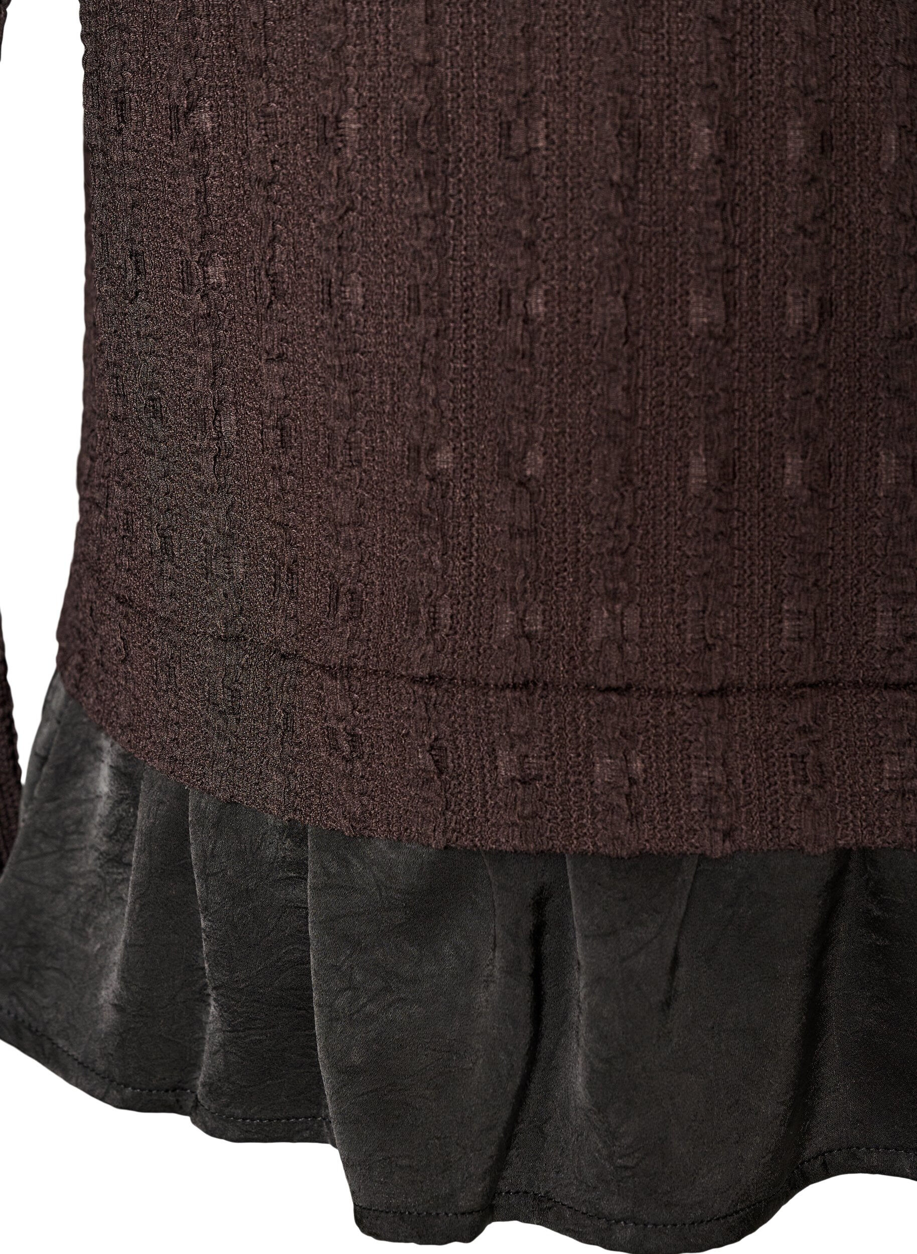 ZizziBluse med struktur og volangkant, Brun, Packshot image number 3