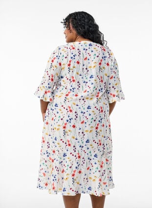 Zizzi Blomstret midikjole med 3/4-ermer, Blå, Model image number 1