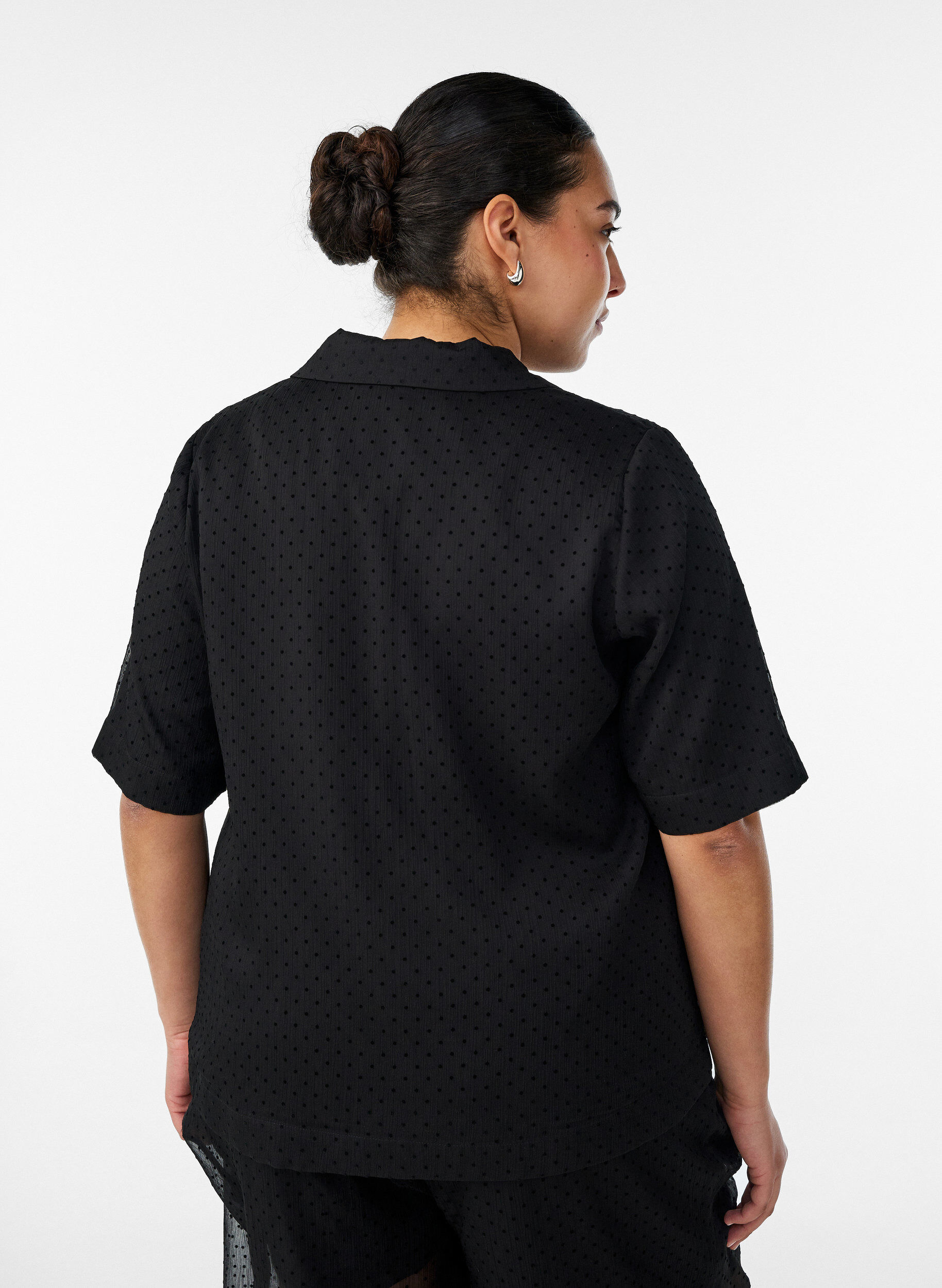 ZizziPolka dot skjortebluse med jakkeslag, Svart, Model image number 2