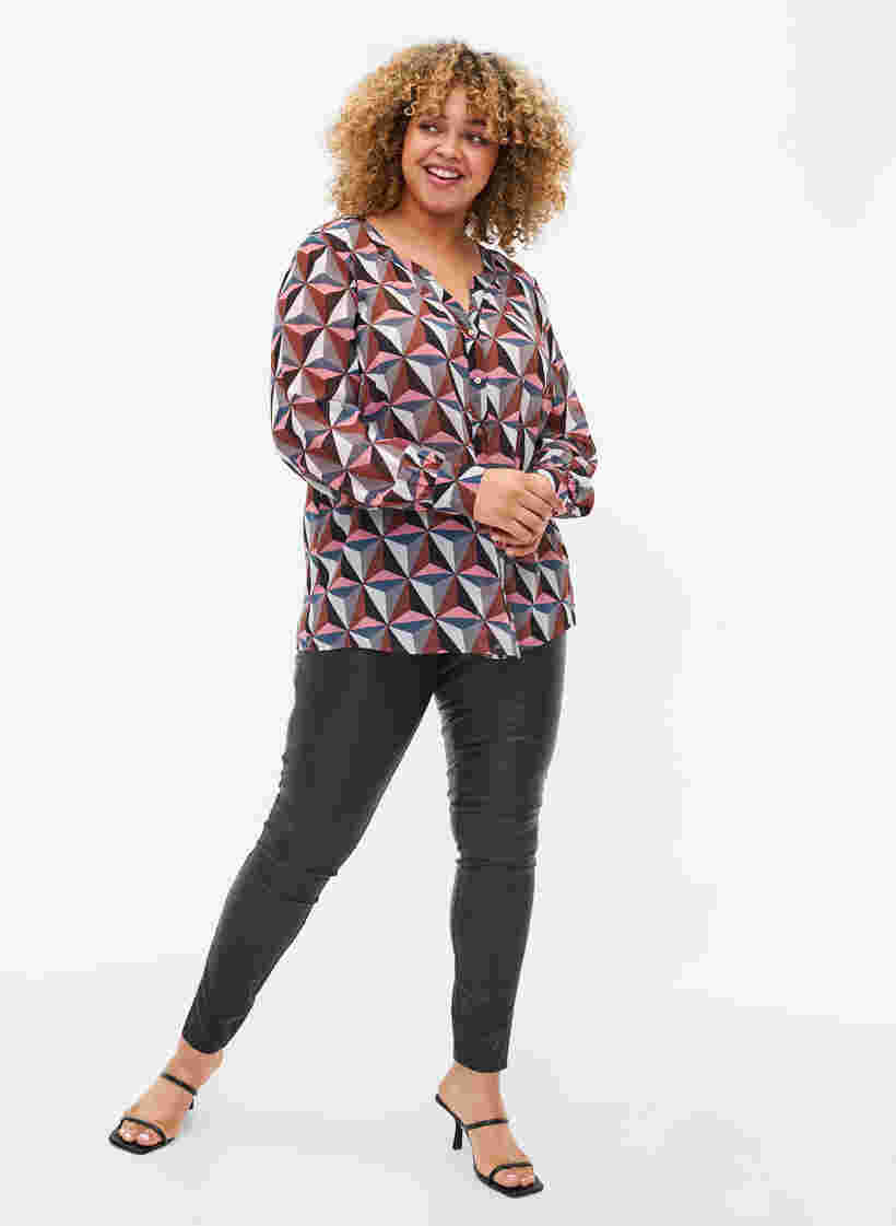 Skjorte med V-hals og mønster, Graphic Pink, Model image number 2