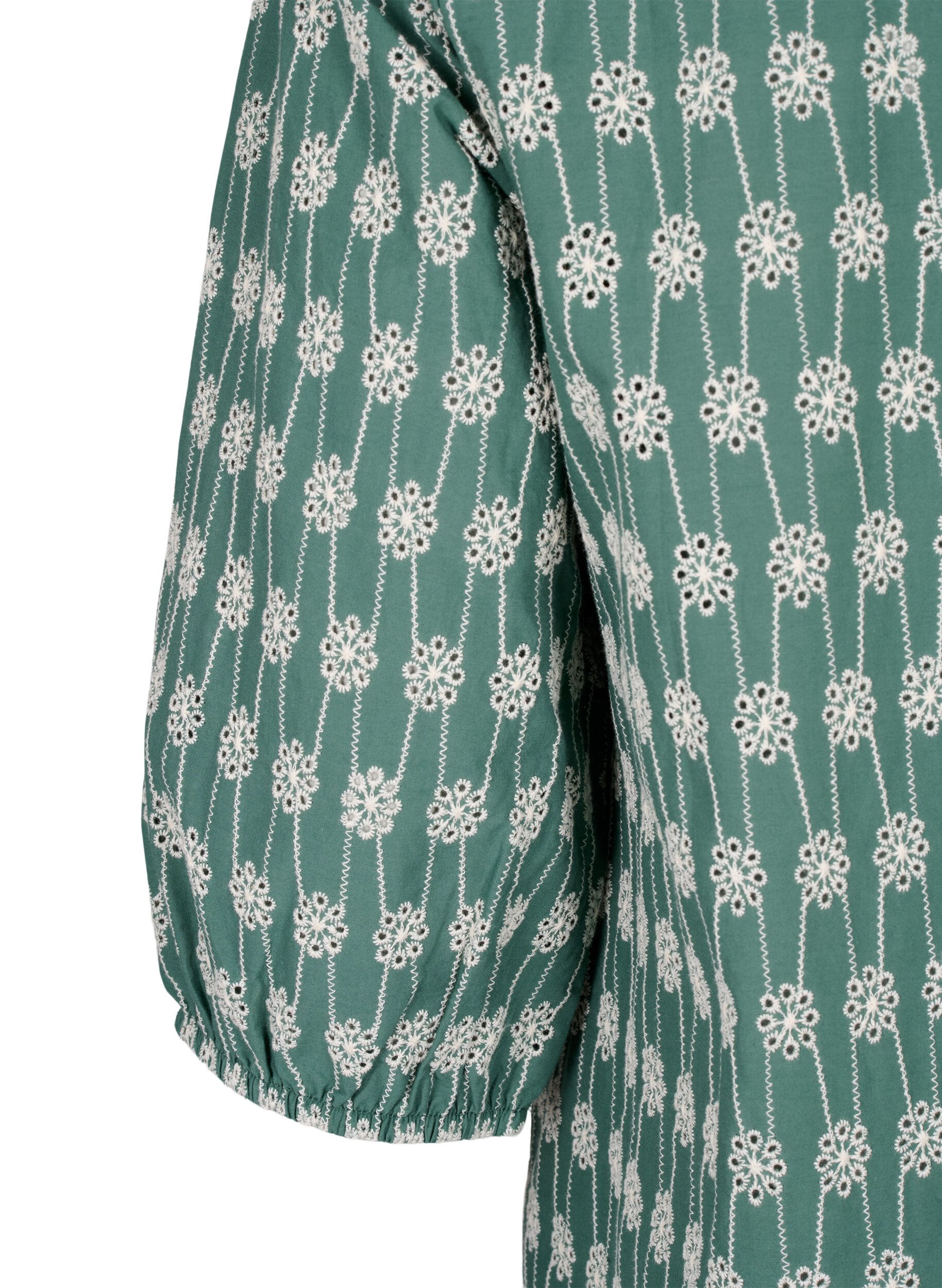 Zizzi Bomullsskjortebluse med blomsterm&oslash;nster, Dark Forest, Packshot image number 3