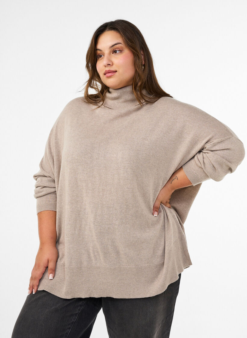Poologenser med l&oslash;s passform, Beige, Model image number 0