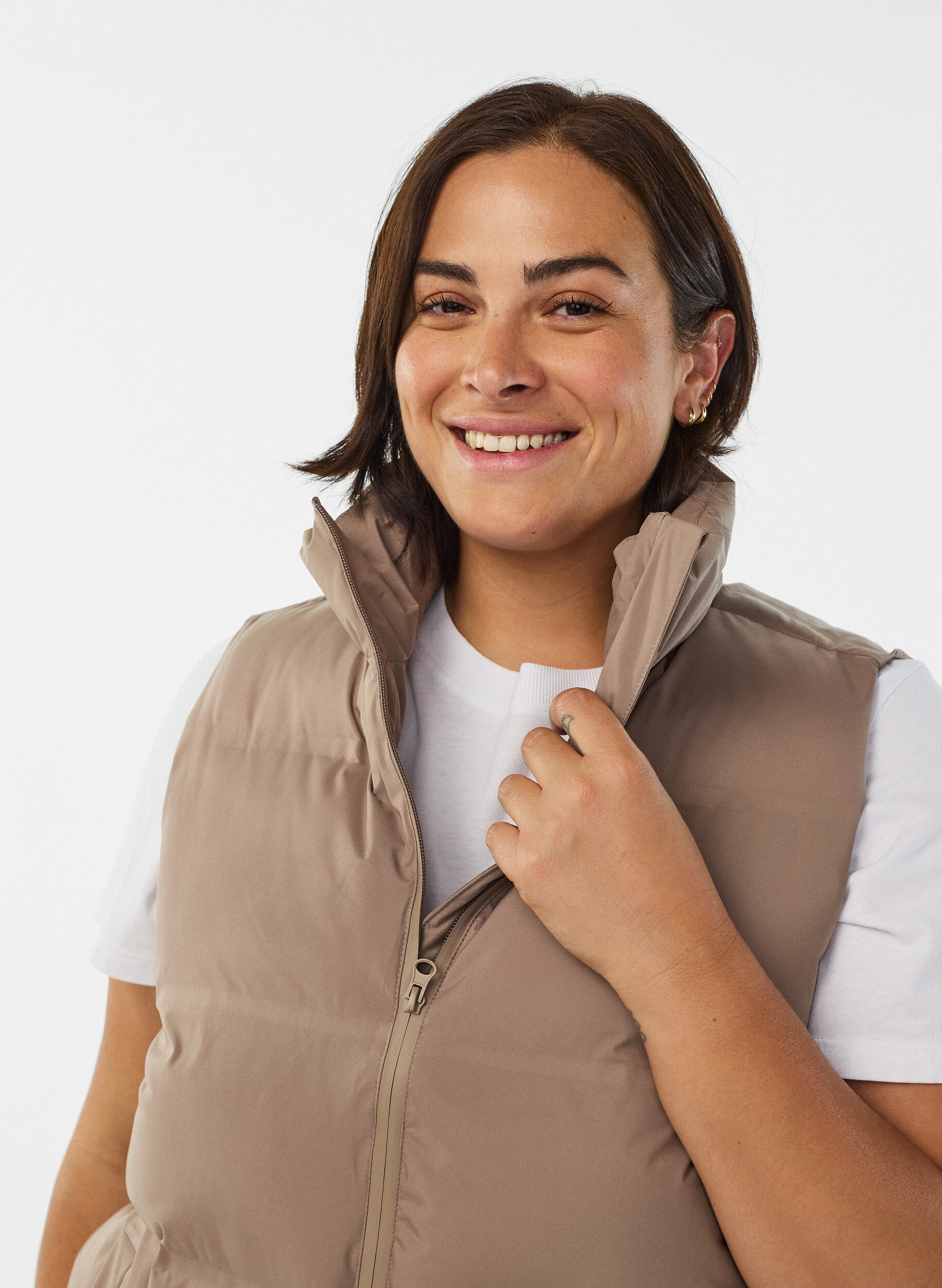 ZizziKort puffvest med h&oslash;y krage, Brun, Model image number 3