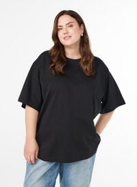 Oversized T-skjorte med halve ermer, Svart Oversized T-skjorte med halve ermer, Svart, Model