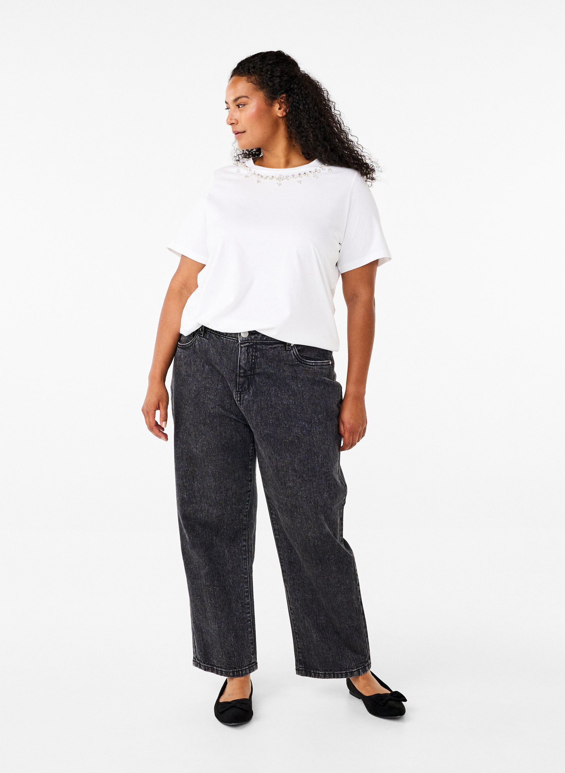 Zizzi T-skjorte med rund hals og rhinestones, Bright White, Model image number 2