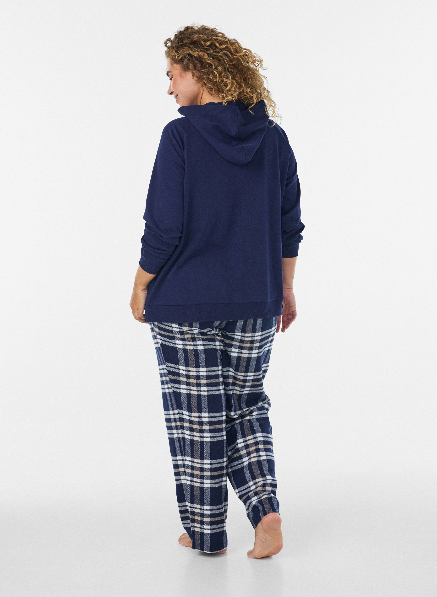 ZizziHettegenser med lommer, Bl&aring;, Model image number 2
