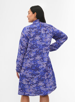 Zizzi FLASH – Langermet kjole med trykk, Dazzling Blue AOP, Model image number 1
