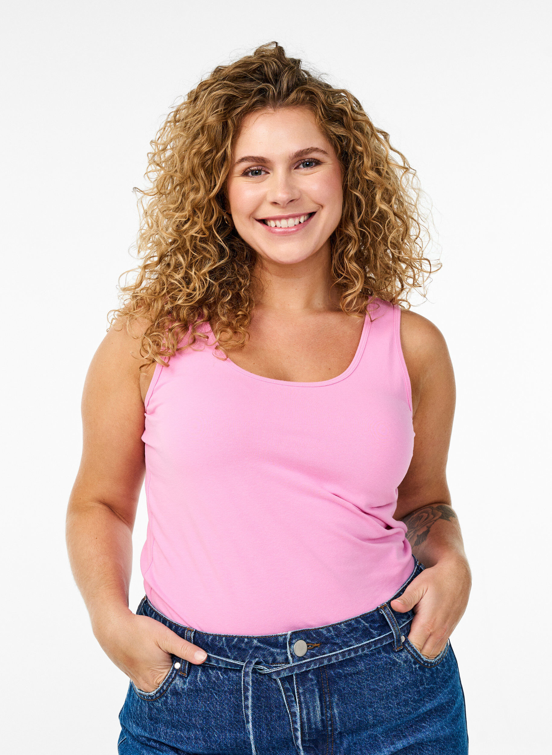 ZizziEnsfarget basic topp i bomull, Rosa, Model image number 0