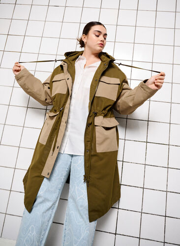 Kontrastfarget jakke med lommer, Dark Olive Comb., Image image number 0