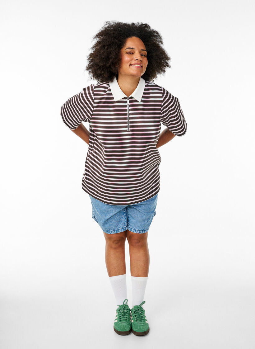 Stripete poloskjorte med korte ermer og glidelås, Brun, Model image number 1