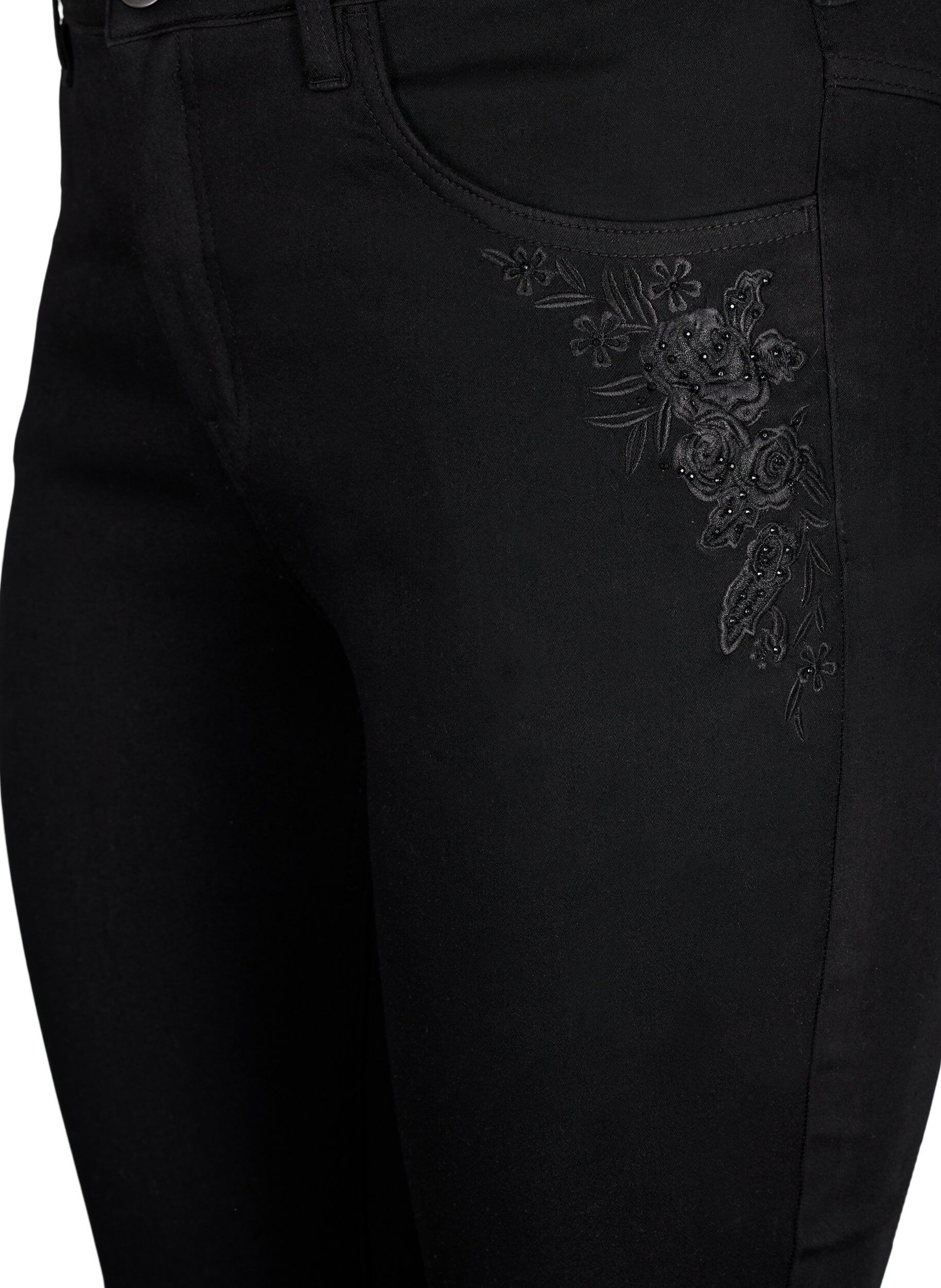 Zizzi Super slim Amy-jeans med broderidetaljer, Black, Image image number 0