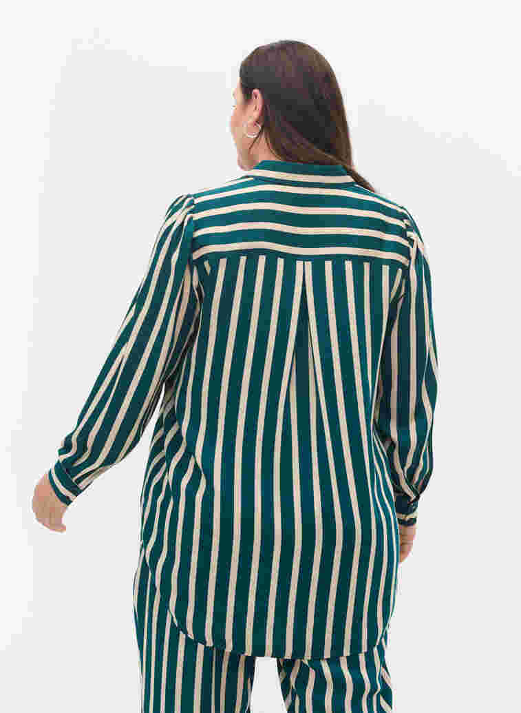 Stripete skjorte med lange ermer, Green Stripe, Model