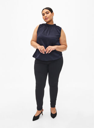 Zizzi Ermeløs festtopp i sateng, Night Sky, Model image number 3