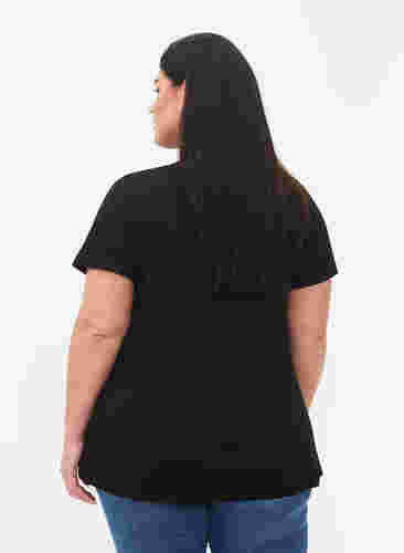 T-skjorte i bomull med trykk foran, Black W. Chest print, Model image number 1