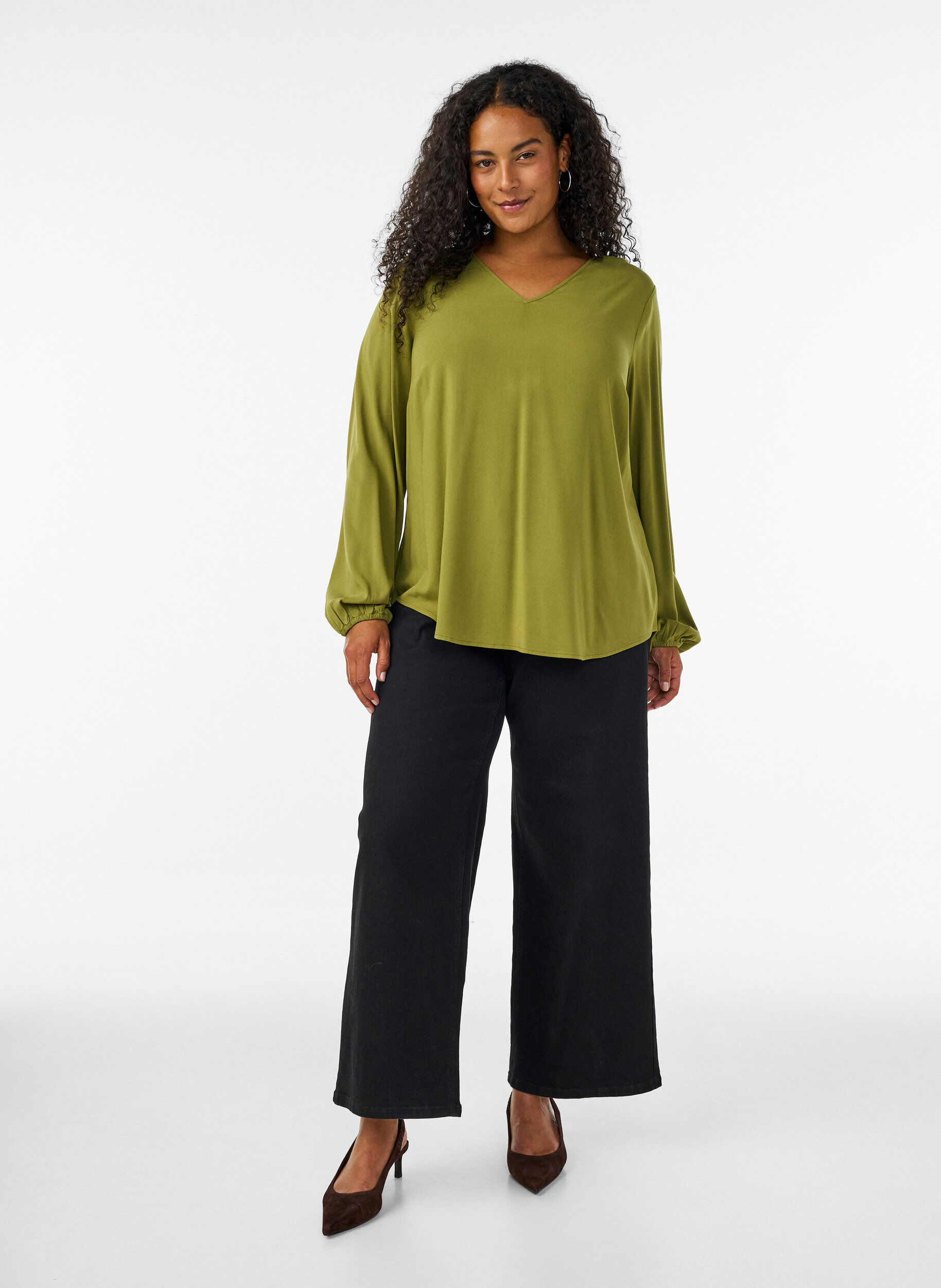 ZizziViskosebluse med V-hals og lange ermer, Gr&oslash;nn, Model image number 1