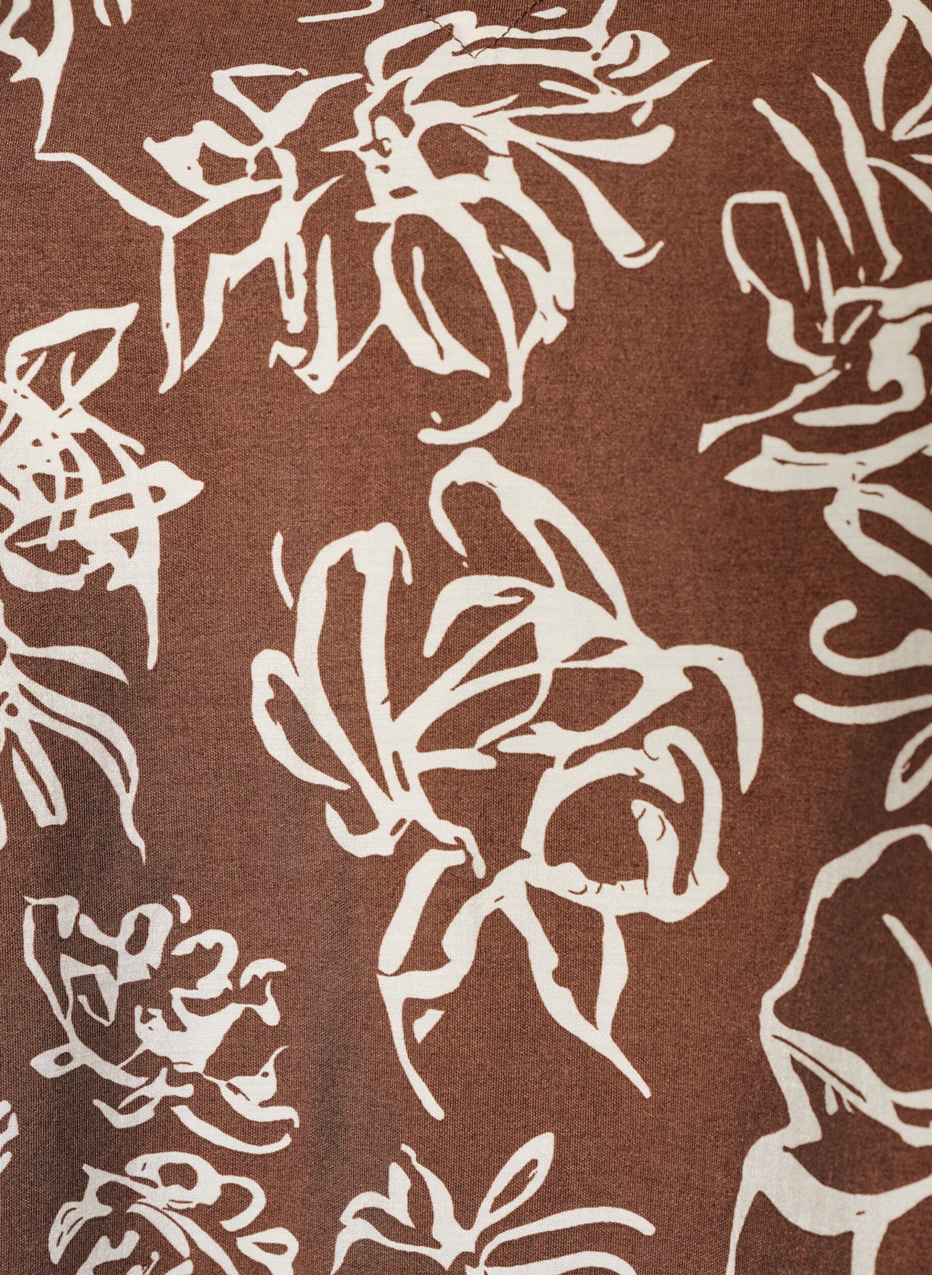 ZizziViskosebluse med V-hals, Brun, Packshot image number 2