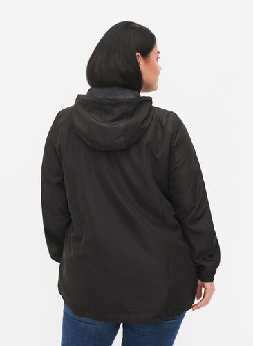 Anorak med hette og lomme, Black, Model image number 1