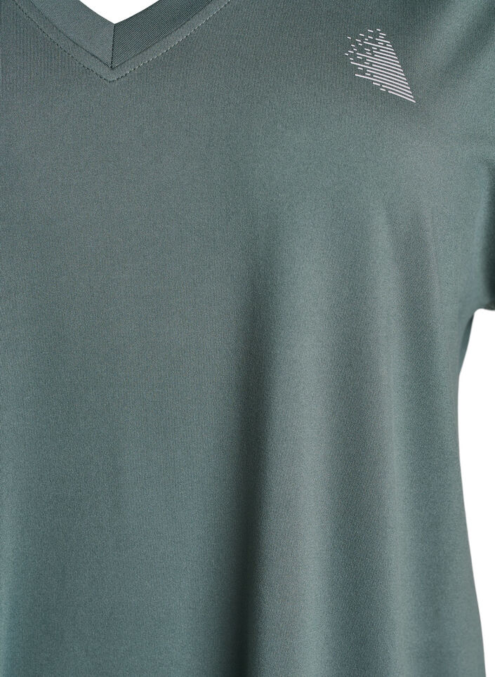 L&oslash;stsittende trenings-t-skjorte med V-hals, Gr&oslash;nn, Packshot image number 2