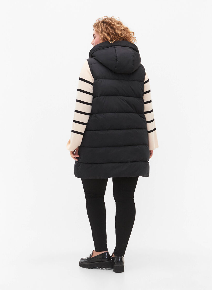 Lang vest med hette og lommer, Svart, Model image number 2