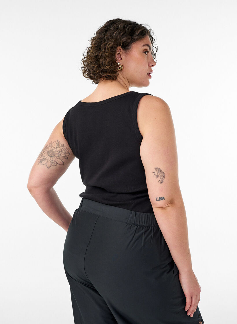Figurn&aelig;r topp med motiv, Svart, Model image number 2