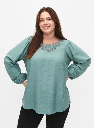 Zizzi Bluse i viskose med heklede detaljer, Chinois Green, Model image number 0