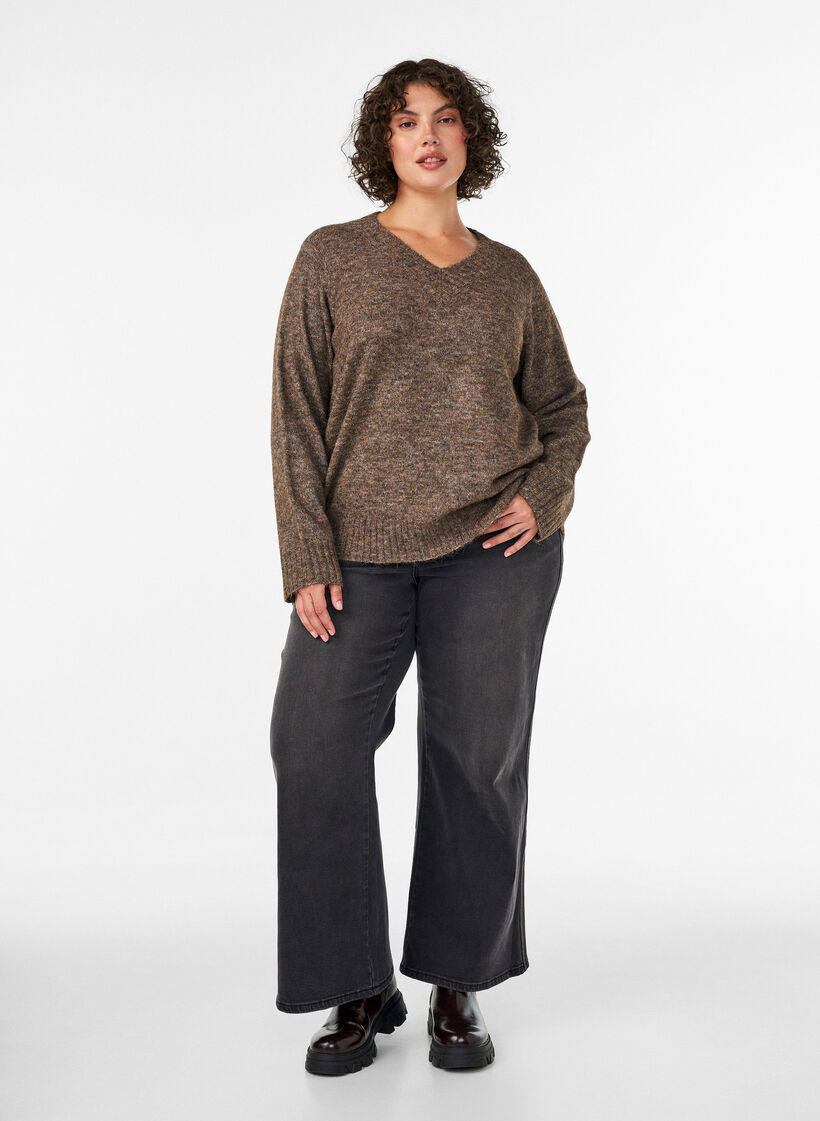 Genser med V-hals, Brun, Model image number 1