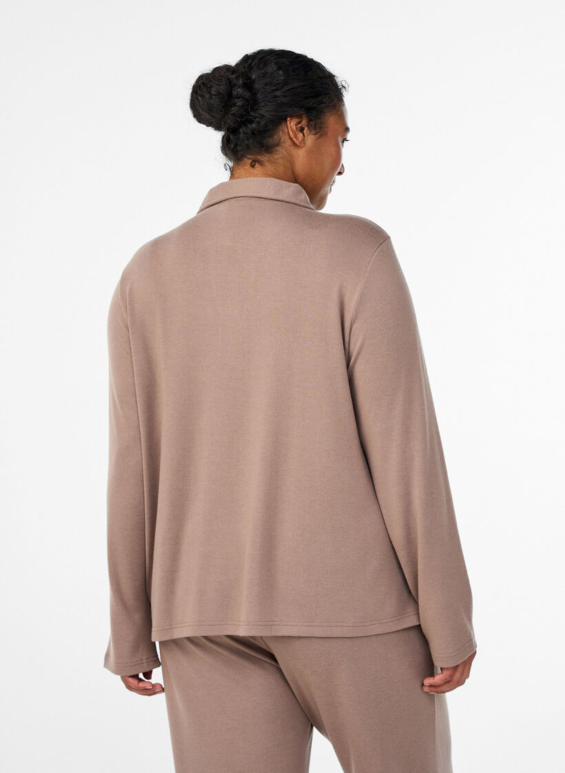 Langermet jerseytopp med krage, Brun, Model image number 2