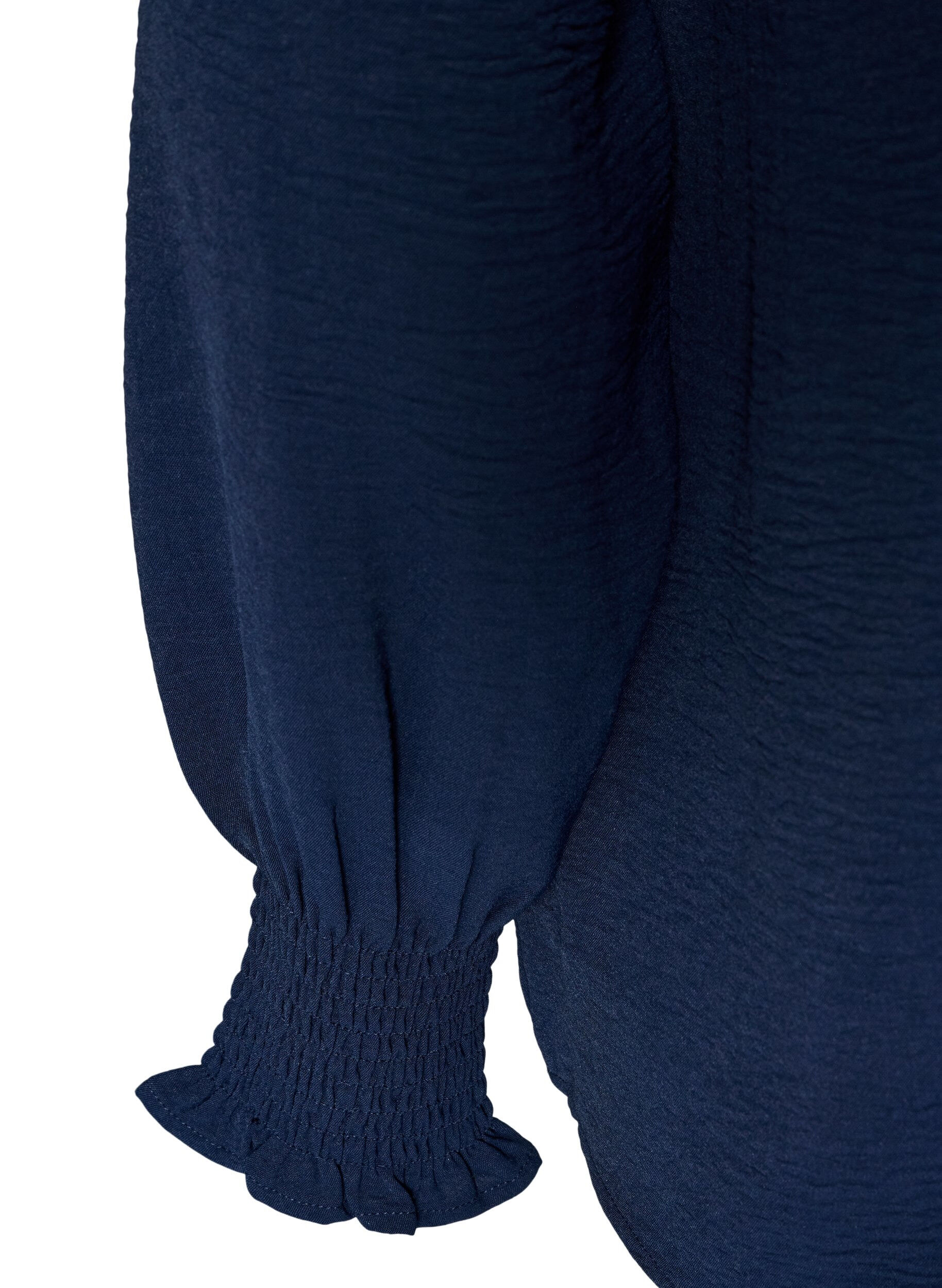 ZizziBluse med smockmansjetter og V-hals, Bl&aring;, Packshot image number 3