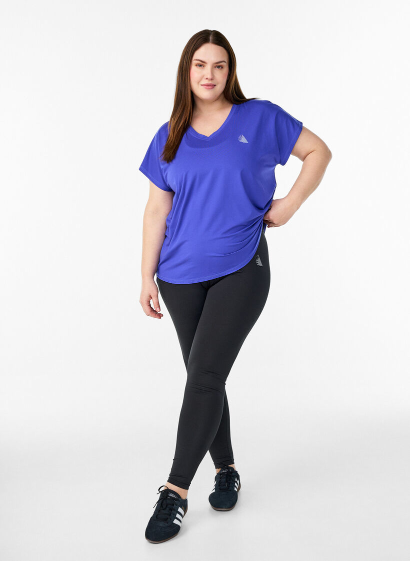 T-skjorte til trening med V-hals, Lilla, Model image number 1