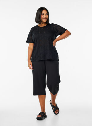 Zizzi FLASH - Jersey T-skjorte med hullmønster, Svart, Model image number 1