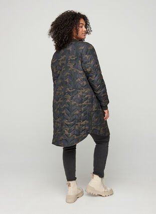 Quiltet jakke med mønster og knappelukking, Camou as sample, Model image number 1