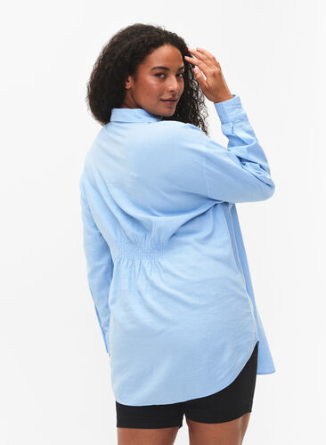 Lang skjorte i lin-viskoseblanding, Chambray Blue, Model image number 1