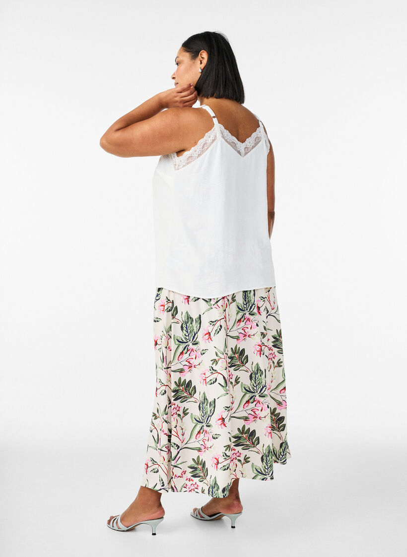 Viskose maxiskj&oslash;rt med smock, Vanilje, Model image number 1