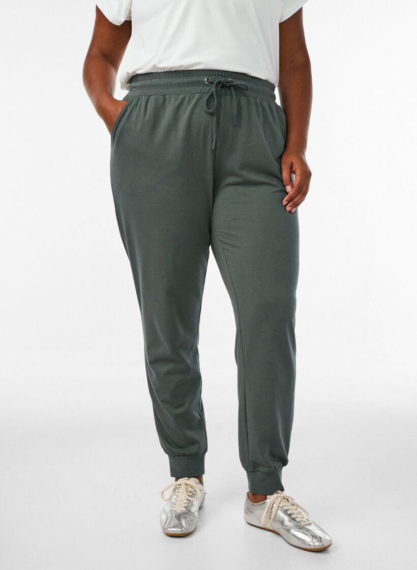 L&oslash;se joggebukser med lommer, Gr&oslash;nn, Model image number 2