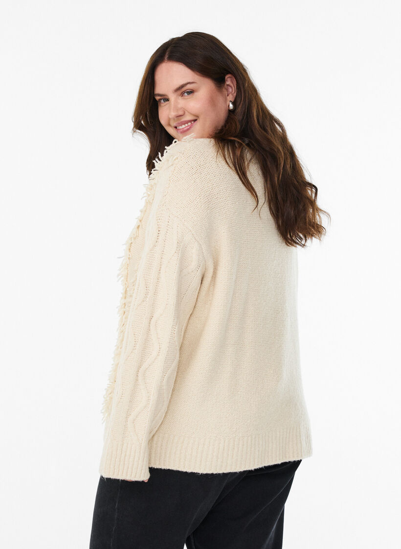 Strikk med rund hals og teksturert mønster, Beige, Model